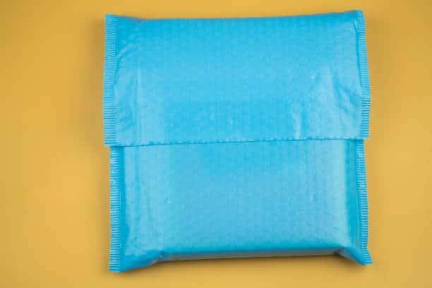 Envelope plástico adesivo: praticidade e organização